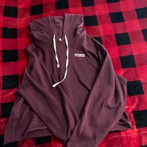 Set of leggings and crop top sweater